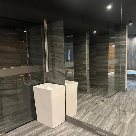 Zlote Piorko Apartment